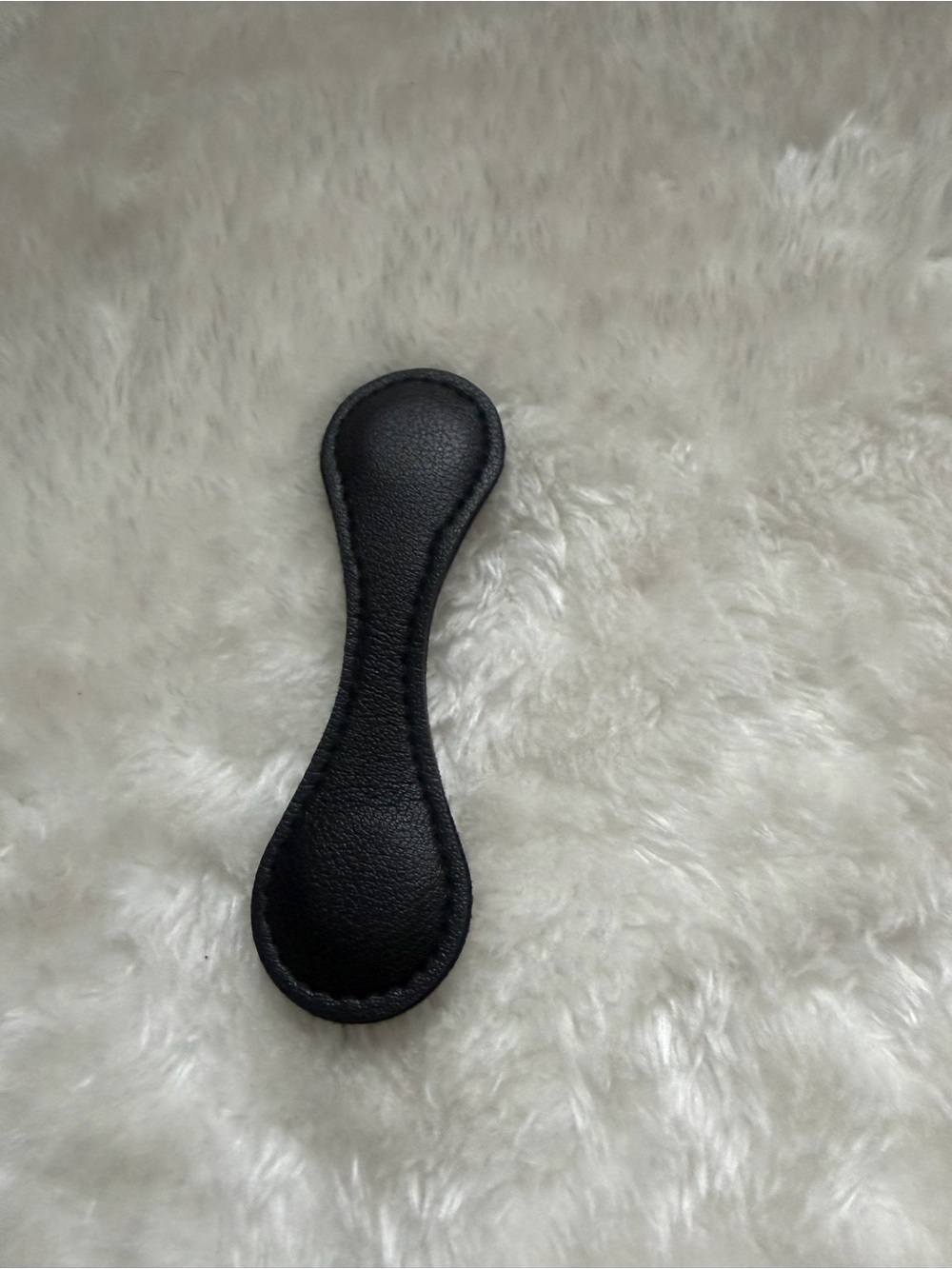 Black magnetic planner clip